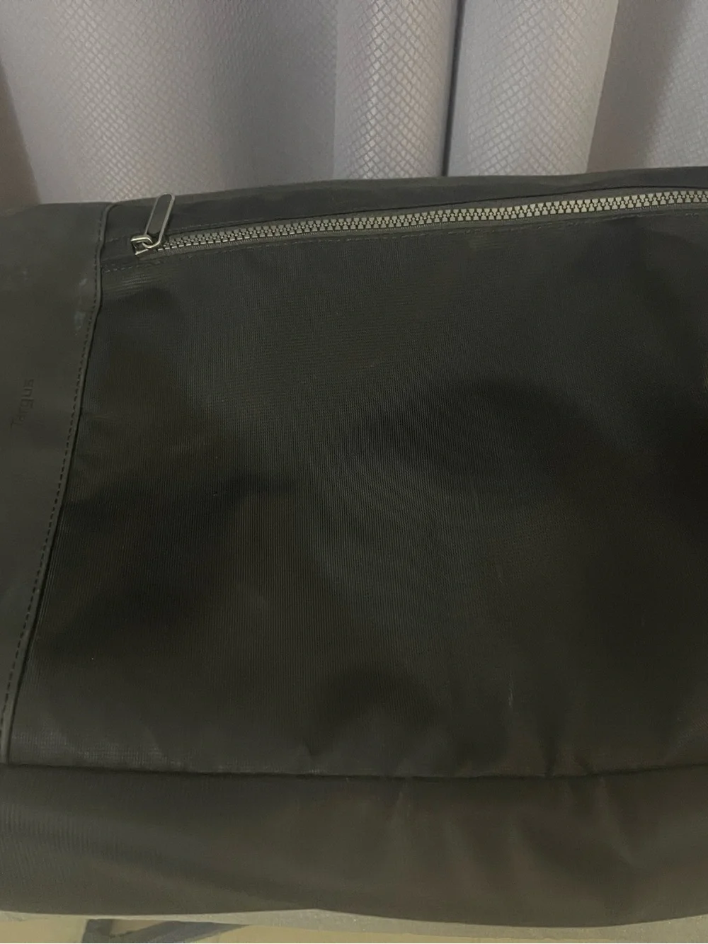 Targus Black Laptop Tote with Front Zipper